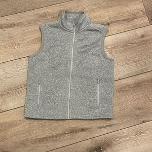 Boys Vineyard Vines Vest in Heather Grey!